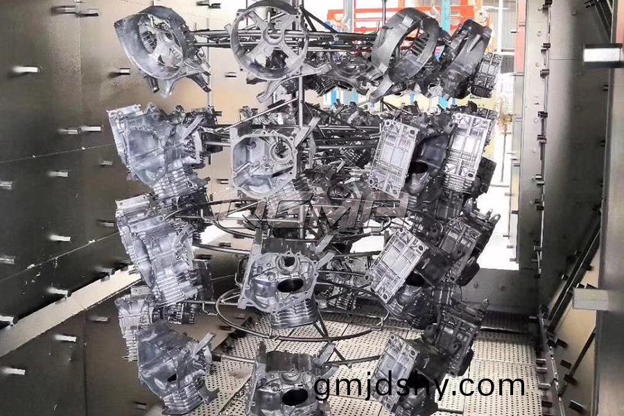 飛(fei)機髮(fa)動(dong)機(ji)零部件抛丸除鏽強(qiang)化方(fang)案