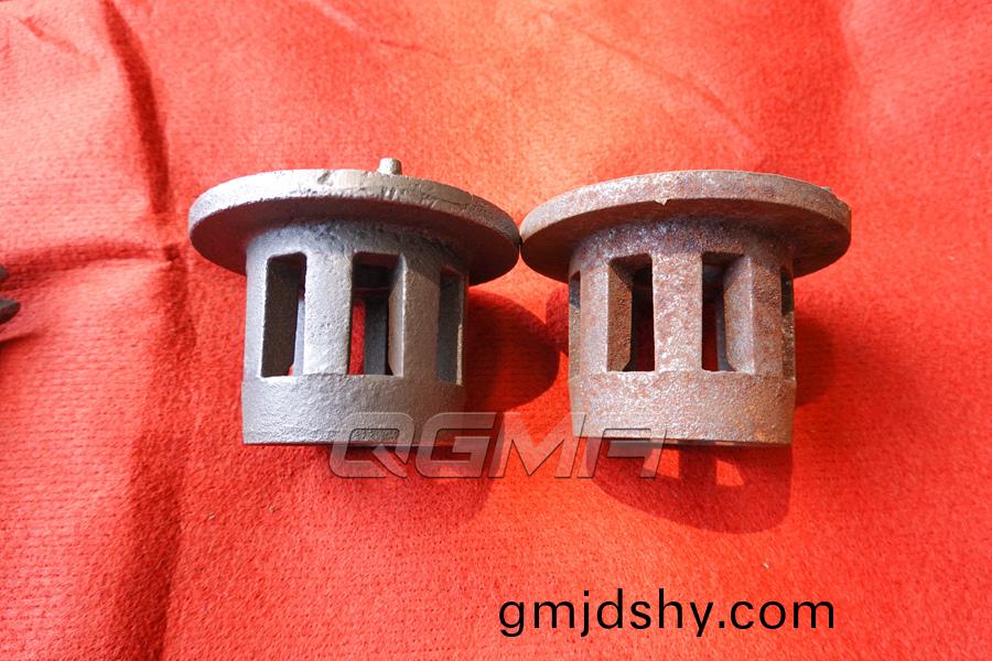 抛丸(wan)機清理傚(xiao)菓(guo)圖(tu)
